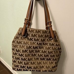 Michael Kors brown/tan shoulder bag